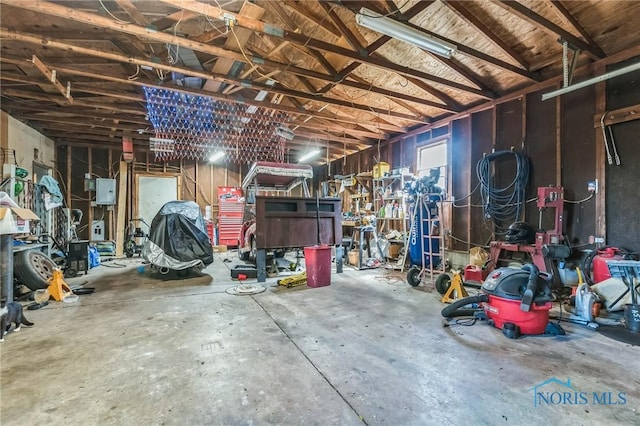6690 County Road 219, Bellevue, OH 44811 - view of garage
