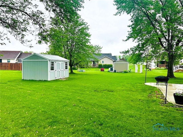 41 Salome Cir, Bluffton, OH 45817 - view of yard featuring a shed and an outdoor structure