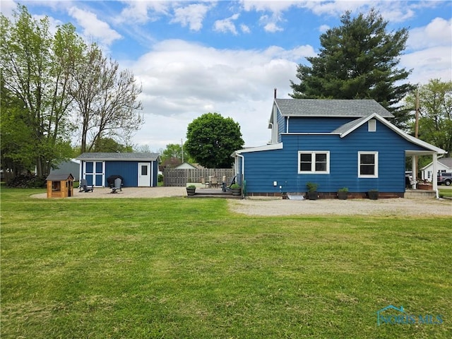 129 Stahl St, Bradner, OH 43406 - back of property with a patio