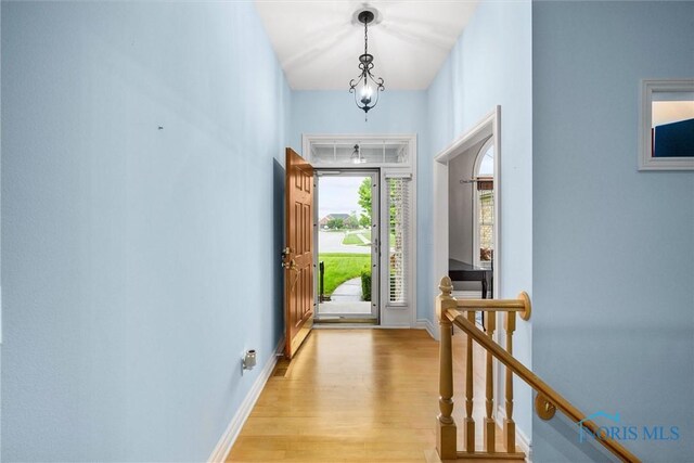 5723 Timbers Grn, Waterville, OH 43566 - foyer featuring light wood-type flooring and baseboards