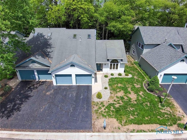 2008 Rush Creek Ct, Findlay, OH 45840 - view from above of property featuring a tree filled landscape