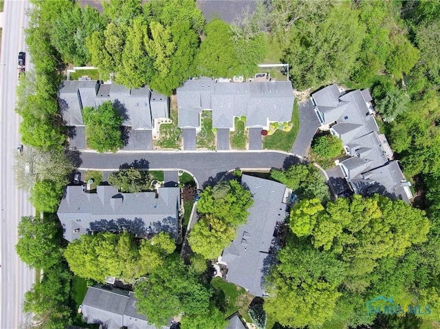 2008 Rush Creek Ct, Findlay, OH 45840 - aerial view of property and surrounding area with nearby suburban area