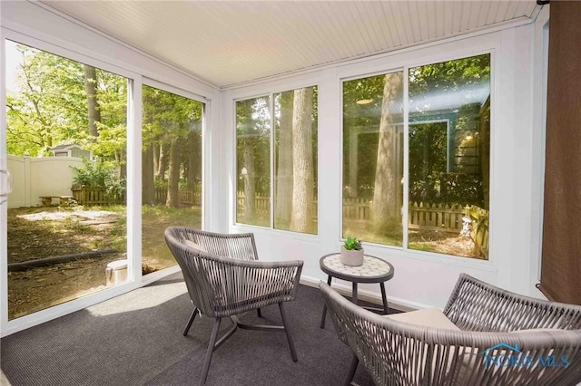 2008 Rush Creek Ct, Findlay, OH 45840 - view of sunroom / solarium