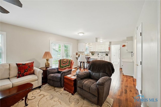 805 N Hill Trl, Findlay, OH 45840 - living room featuring light wood finished floors and a ceiling fan