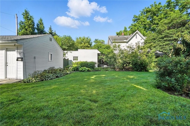 232 E Wayne St, Maumee, OH 43537 - view of grassy yard