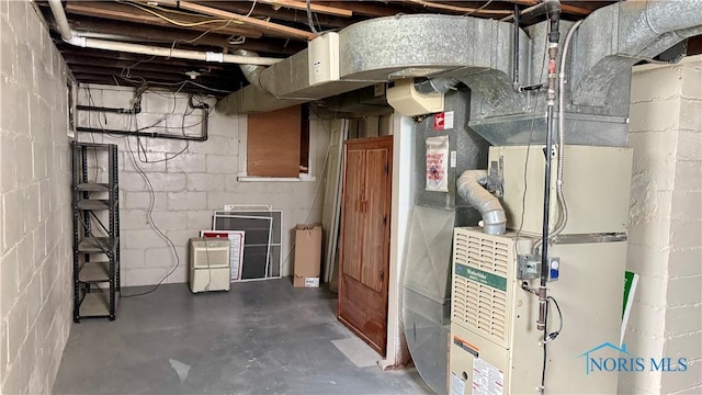 2659 Oak Grove Pl, Toledo, OH 43613 - unfinished below grade area featuring concrete block wall