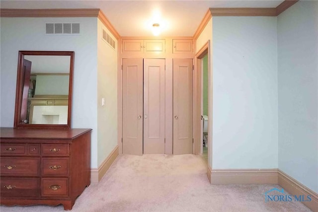 1211 S Main St, Findlay, OH 45840 - corridor with carpet flooring and baseboards