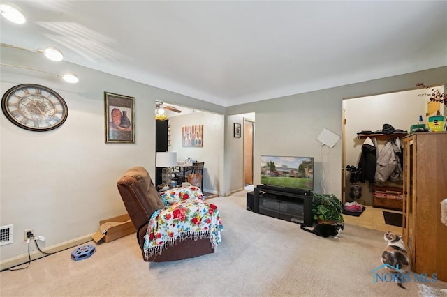 3333 Heatherdowns Blvd, Toledo, OH 43614 - carpeted living area featuring baseboards