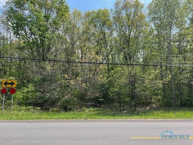 10637 Old State Line Rd, Swanton, OH 43558