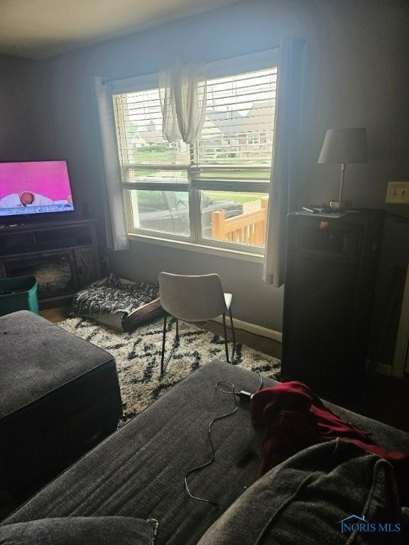 128 E Lane Ave, Lima, OH 45801 - view of living area