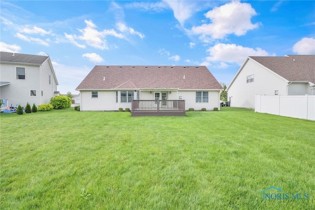1330 Kennsington Dr, Findlay, OH 45840 - rear view of house with a deck