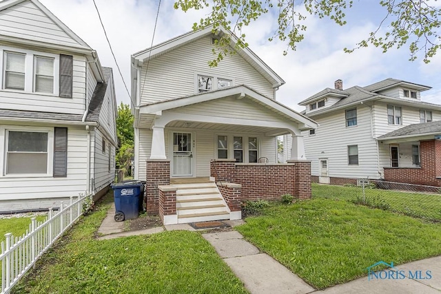 940 Kingston Ave, Toledo, OH 43605 - view of front of house featuring a porch
