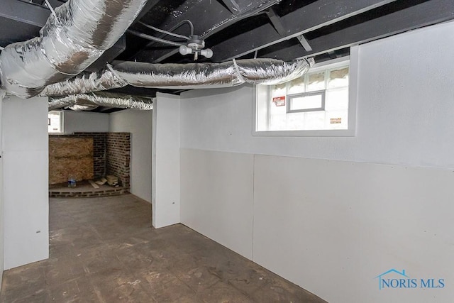 940 Kingston Ave, Toledo, OH 43605 - view of below grade area