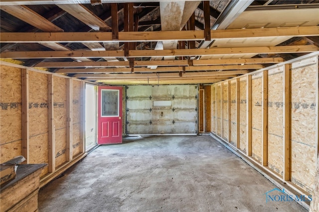 221 Poplar St, North Baltimore, OH 45872 - view of garage