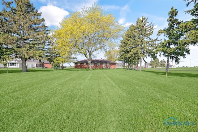 403 S N Curtice Rd, Oregon, OH 43616 - view of green lawn