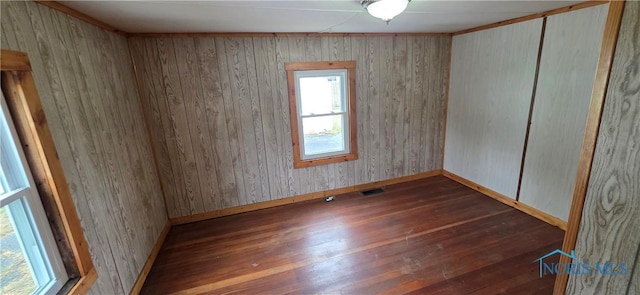 1037 Fishlock Ave, Findlay, OH 45840 - spare room with hardwood / wood-style flooring and baseboards