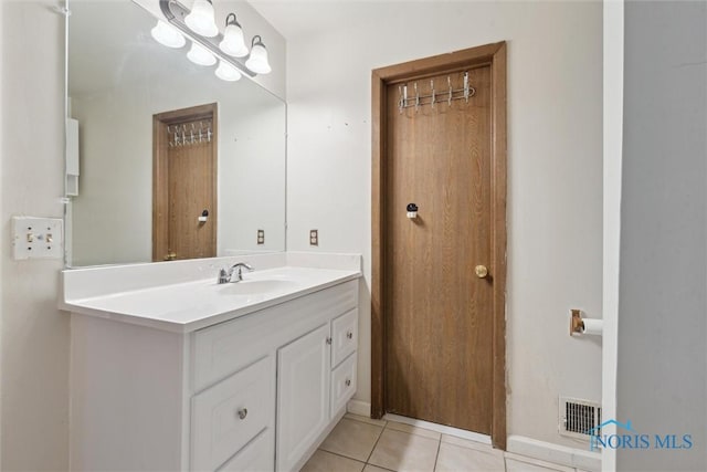 2540 Plum Leaf Ln, Toledo, OH 43614 - bathroom featuring tile patterned flooring and vanity