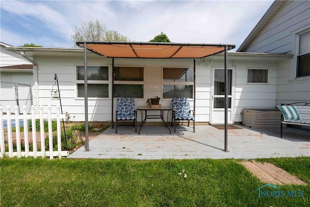 344 E Findlay St, Sugar Creek Township, OH 45893 - view of patio
