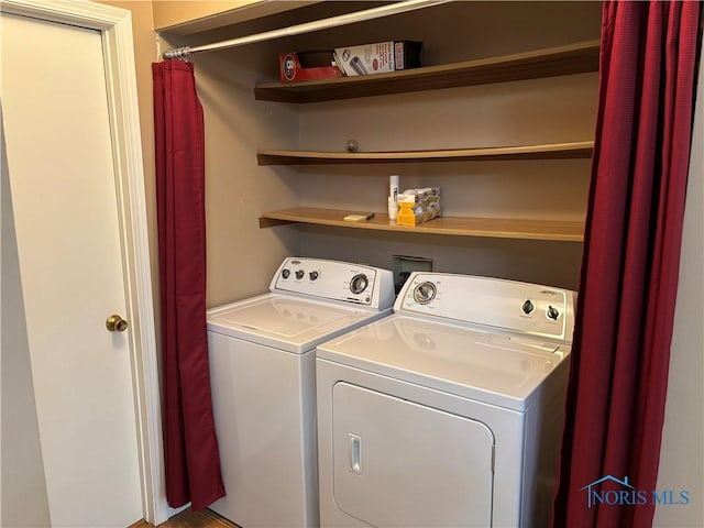 6955 Dorr St Unit 56, Toledo, OH 43615 - washroom featuring independent washer and dryer