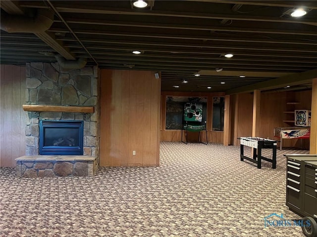 5506 Brookview Ln, Upper Sandusky, OH 43351 - building lobby featuring wood walls