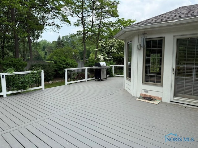 8411 Willow Glen Ct, Holland, OH 43528 - deck with a grill