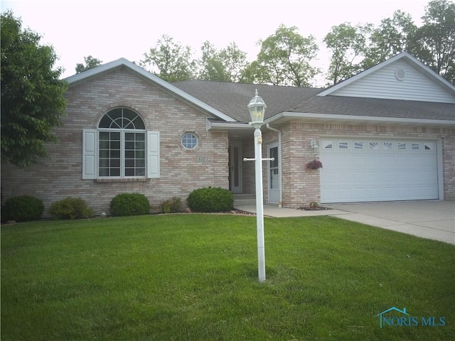 610 Chinook Dr, Defiance, OH 43512 - photo 1