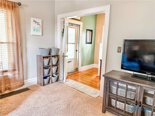 348 S 8th St, Upper Sandusky, OH 43351 - interior space with carpet floors and baseboards