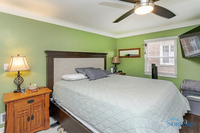 2838 Secor Rd, Toledo, OH 43606 - bedroom with ceiling fan