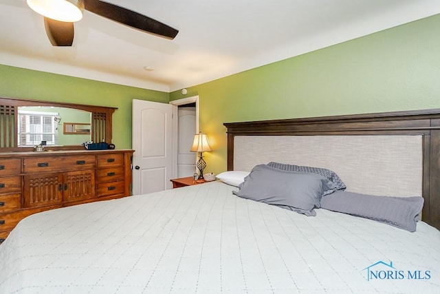 2838 Secor Rd, Toledo, OH 43606 - bedroom with ceiling fan