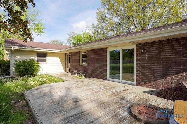 1816 Cherry Ln, Findlay, OH 45840 - view of deck