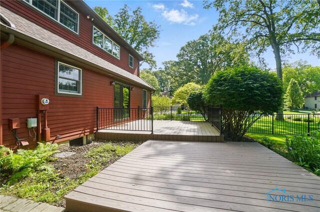 1301 Forest Park, Findlay, OH 45840 - view of wooden deck