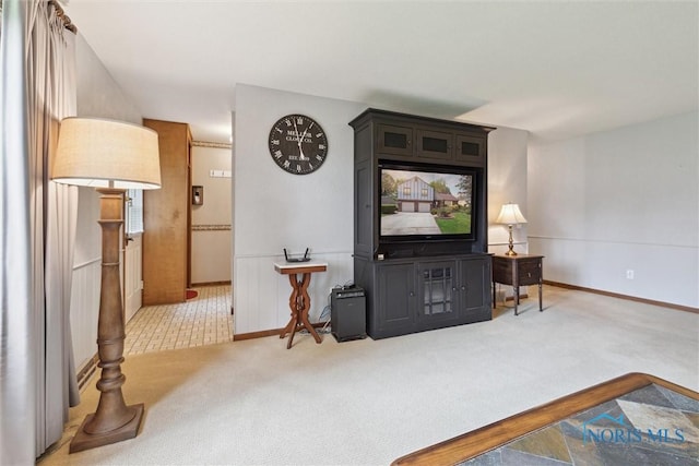 2142 Tracy Rd, Northwood, OH 43619 - living room with carpet floors and baseboards