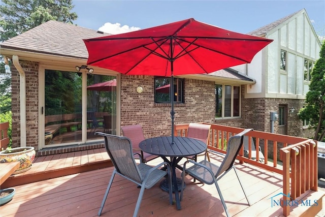 2142 Tracy Rd, Northwood, OH 43619 - deck featuring outdoor dining area