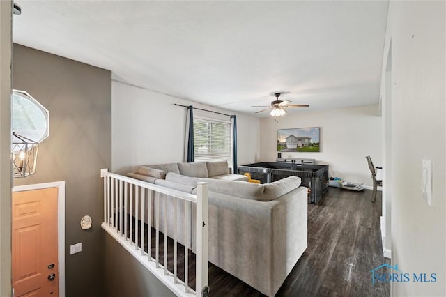 513 Bay River Ct, Maumee, OH 43537 - living area featuring dark wood-style flooring and ceiling fan