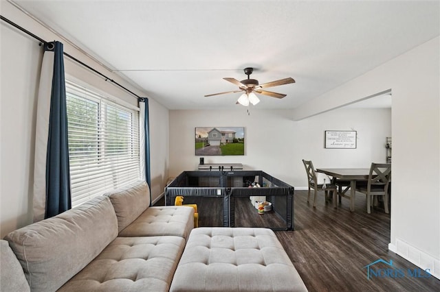 513 Bay River Ct, Maumee, OH 43537 - living room with ceiling fan, wood finished floors, and baseboards