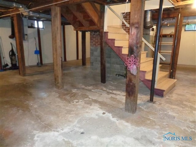 934 E 4th St, Ottawa, OH 45875 - basement with stairway