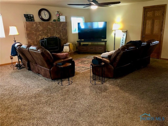 5151 Keller Rd, Walbridge, OH 43465 - carpeted living room with ceiling fan and baseboards