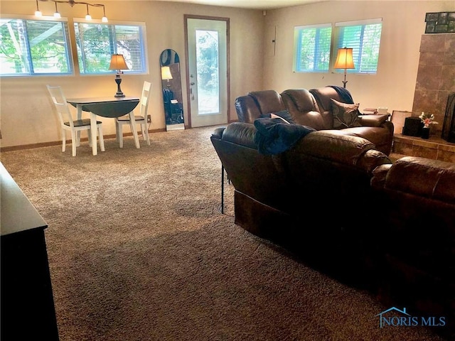 5151 Keller Rd, Walbridge, OH 43465 - carpeted living room featuring baseboards