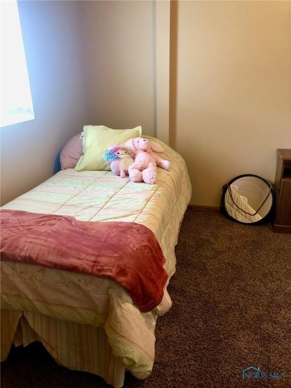 5151 Keller Rd, Walbridge, OH 43465 - bedroom with carpet flooring