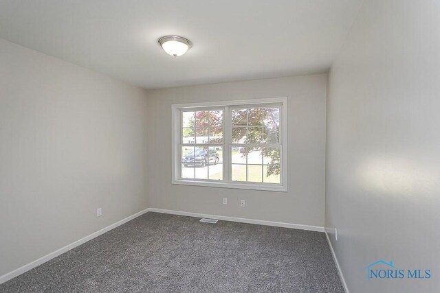 646 Clarion Ave, Holland, OH 43528 - photo 13