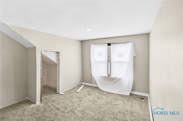 4927 N Summit St, Toledo, OH 43611 - spare room with carpet floors