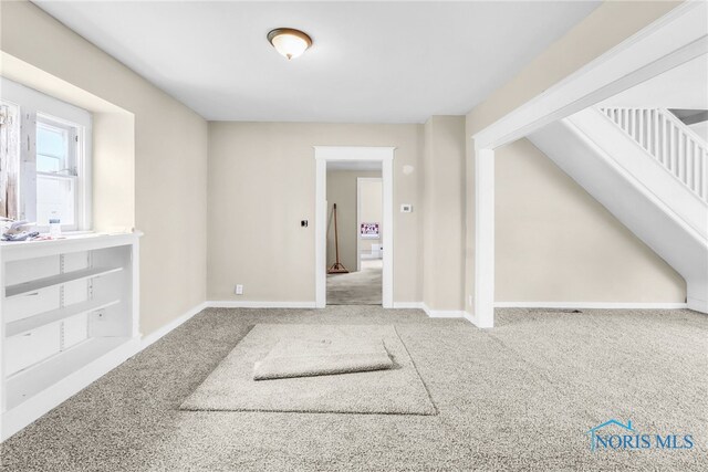 4927 N Summit St, Toledo, OH 43611 - empty room with carpet and baseboards
