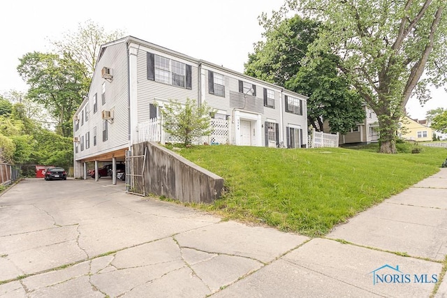 2340 Torrey Hill Dr, Toledo, OH 43606 - view of front of house