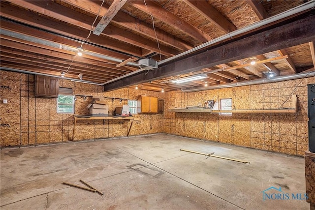 4279 Defiance Pike, Wayne, OH 43466 - below grade area featuring a garage