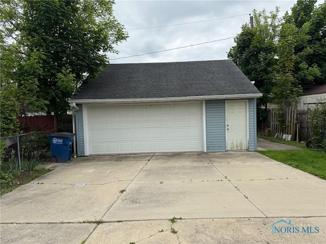 1507 Crestwood Rd, Toledo, OH 43612 - view of detached garage
