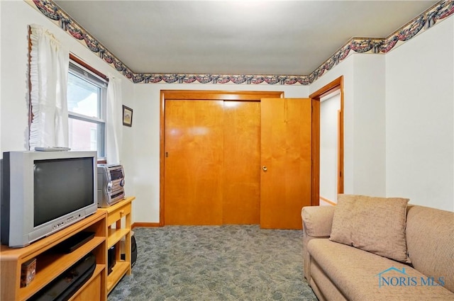 1306 N Union St, Fostoria, OH 44830 - view of carpeted living room