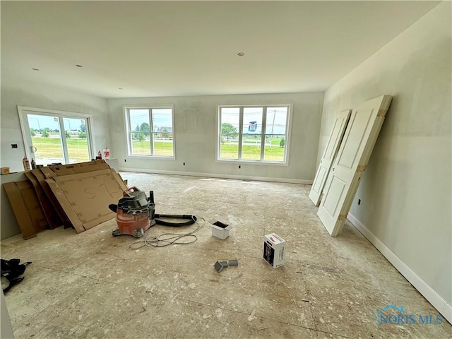 1912 Caleb Ct, Waterville, OH 43566 - empty room featuring baseboards