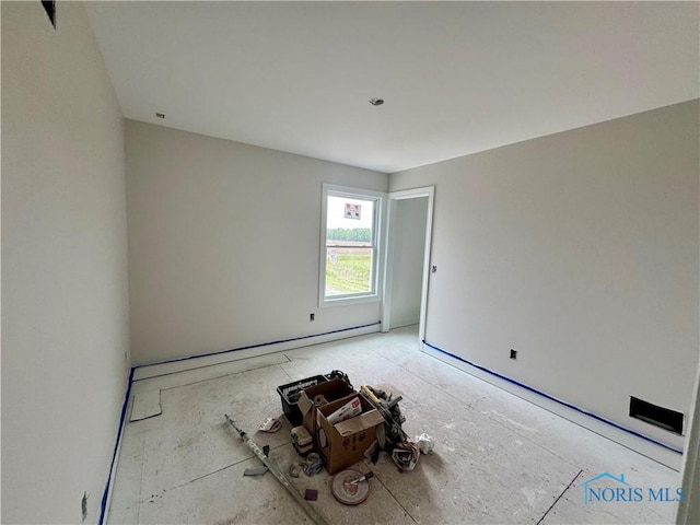 5443 Osprey Ln, Sylvania, OH 43560 - view of unfurnished room