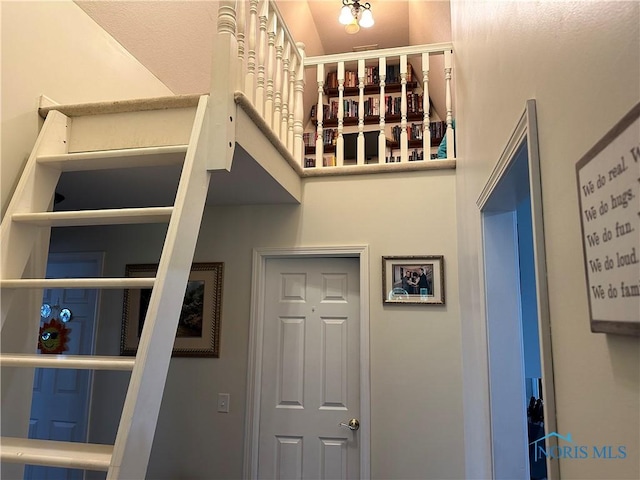 20515 Lockwood Rd, Defiance, OH 43512 - view of stairway
