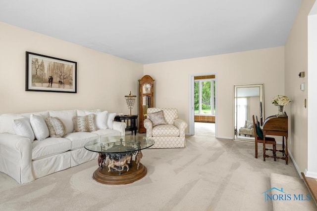 4123 Shamley Green Dr, Toledo, OH 43623 - living area with carpet floors and baseboards